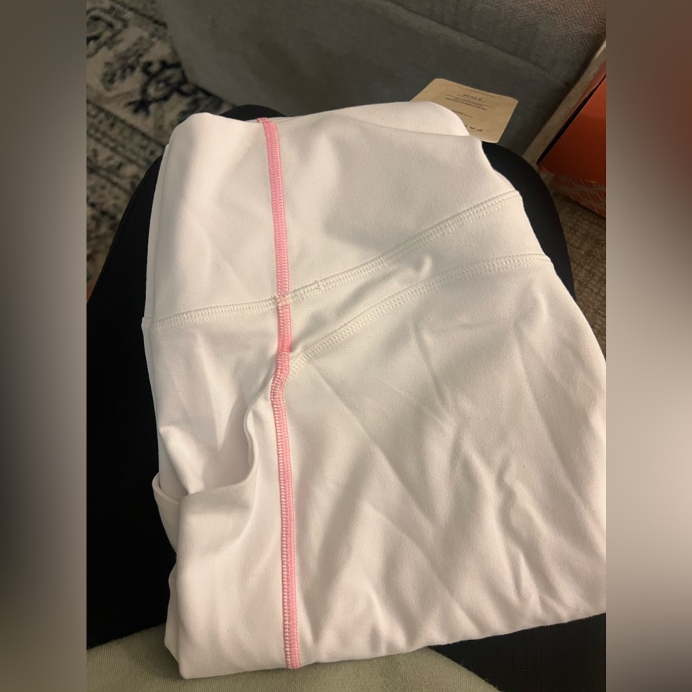 Brand new white and pink fabletics leggings